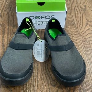 Brand new Oofos. NWOT